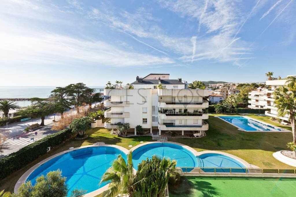 Sitges Arena Dos Piscinas Frente Al Mar Apartman Kültér fotó